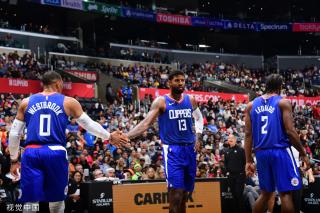 勒用精准的 勒用精准的