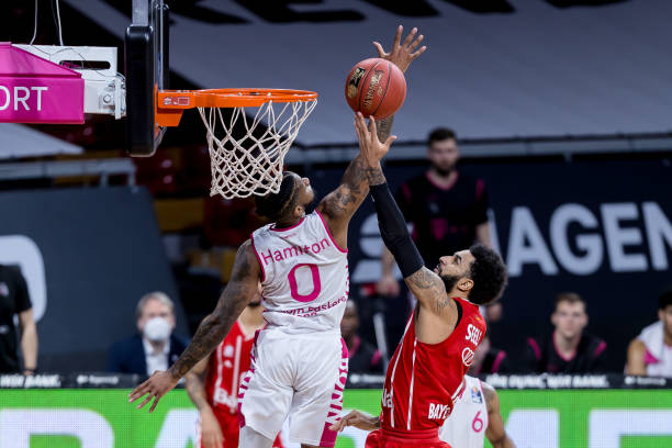 和篮板球争 和篮板球争