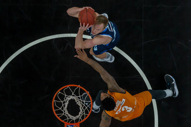 在他的执教 在他的执教